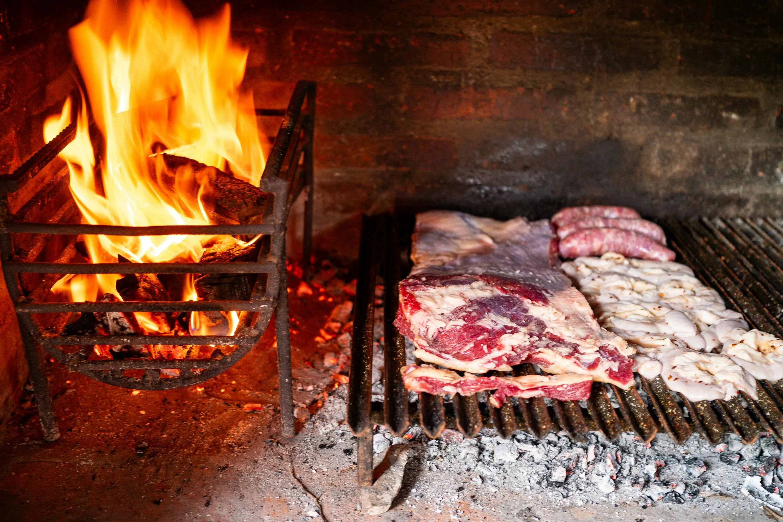 Carne a la brasa en un restaurante tradicional del Valle de Arán