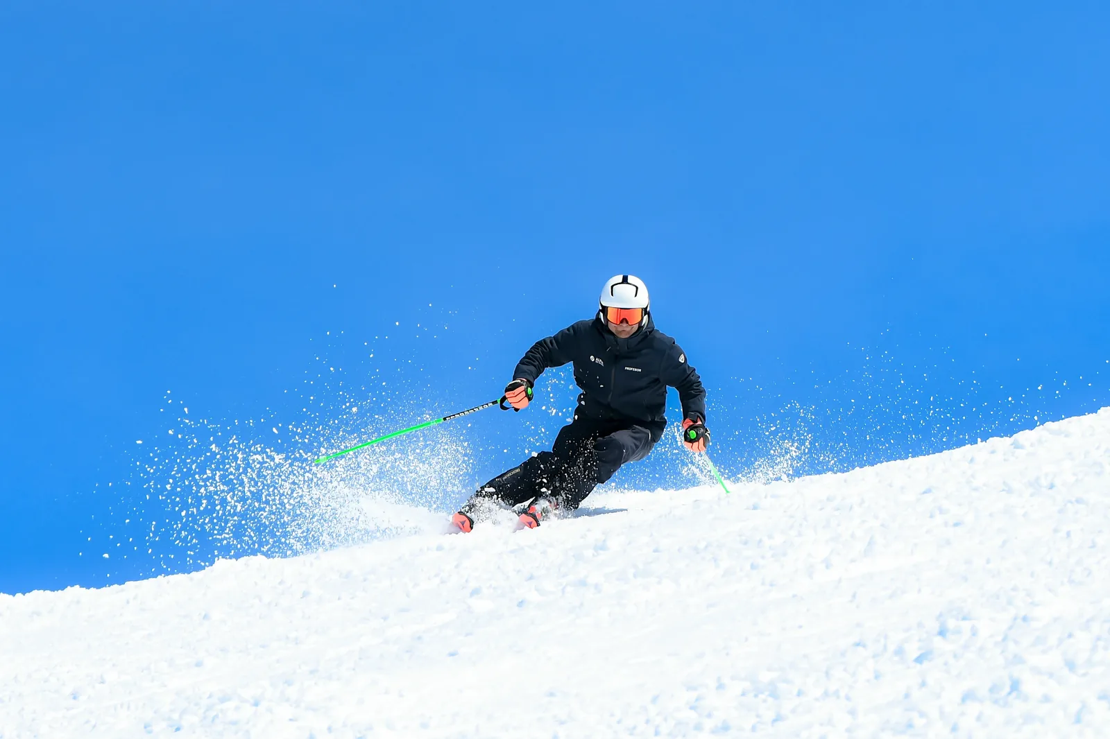 Título oficial TD3 esquí alpino Victor Puche Fita - Alpine Ski Academy Baqueira Beret