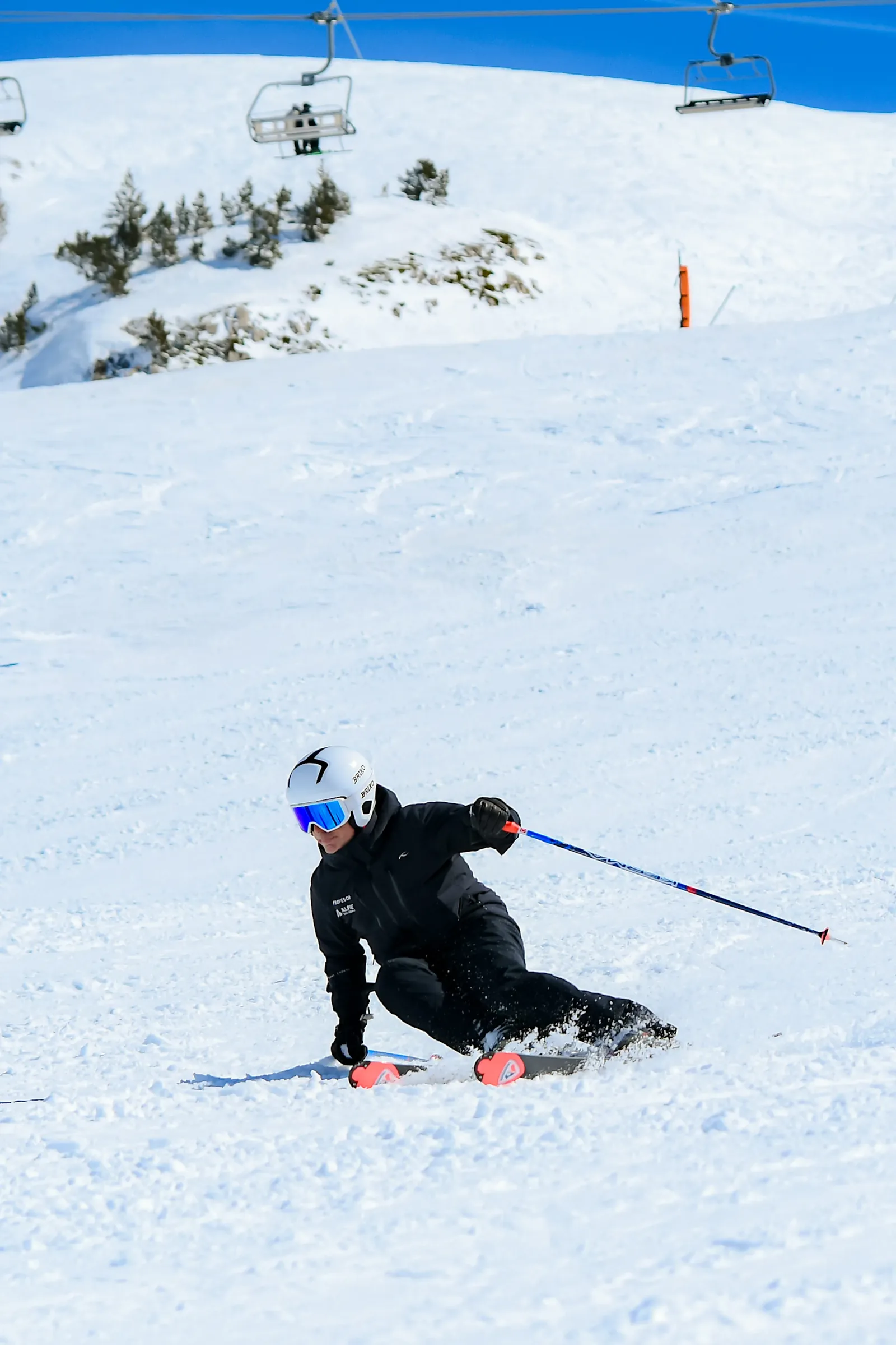 Perfil profesor Alpine Ski Academy Baqueira 8 11zon