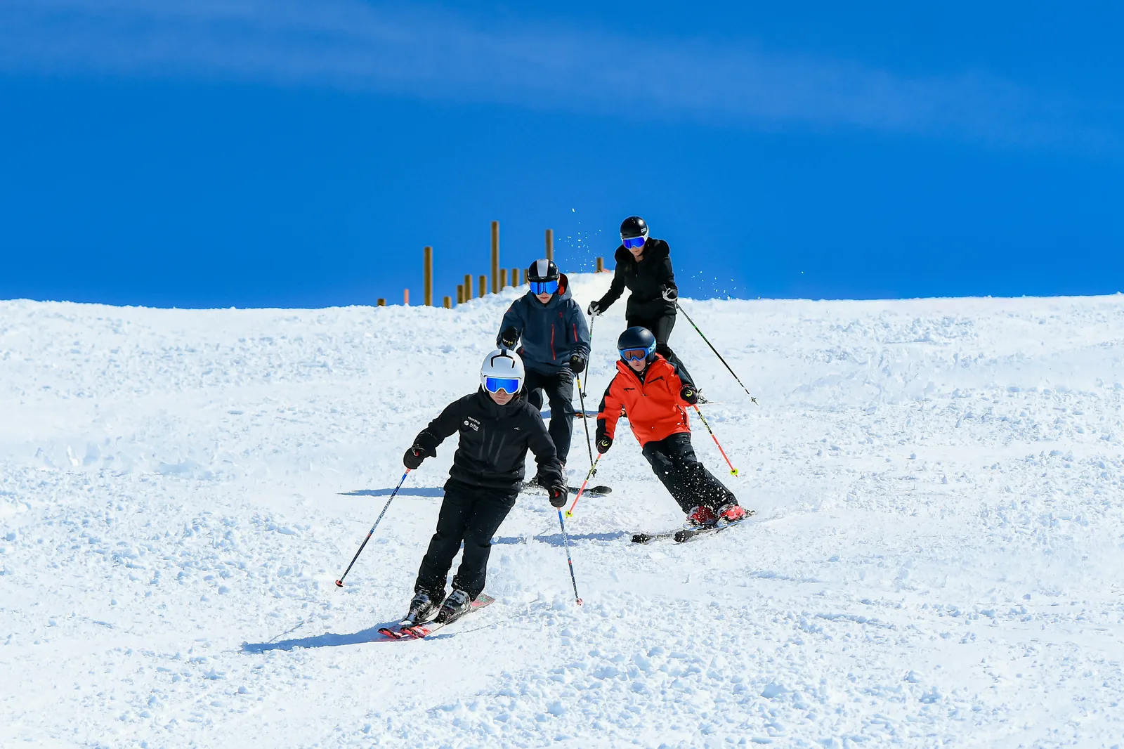 Classes d'Esquí en Grup per a Nens a Baqueira