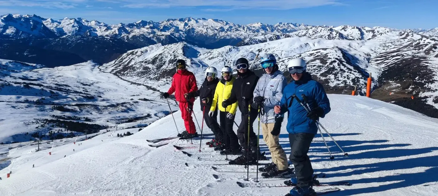 Clases colectivas baqueira beret adultos — Alpine Ski Academy, Baqueira Beret