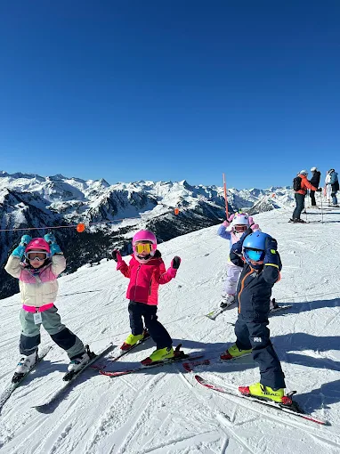 Colectivas ninos baqueira — Alpine Ski Academy, Baqueira Beret
