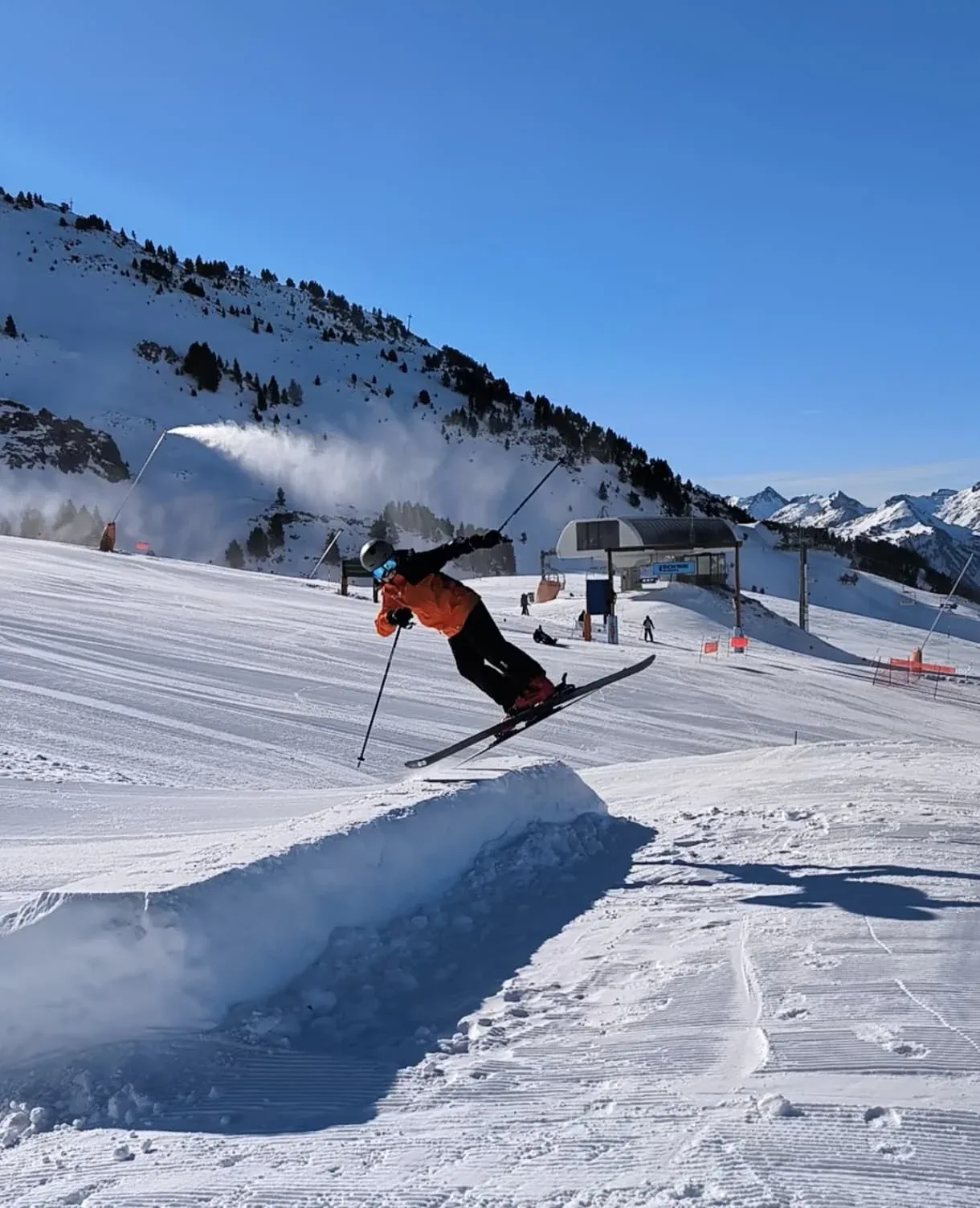 Nino salto snow parck baqueira — Alpine Ski Academy, Baqueira Beret